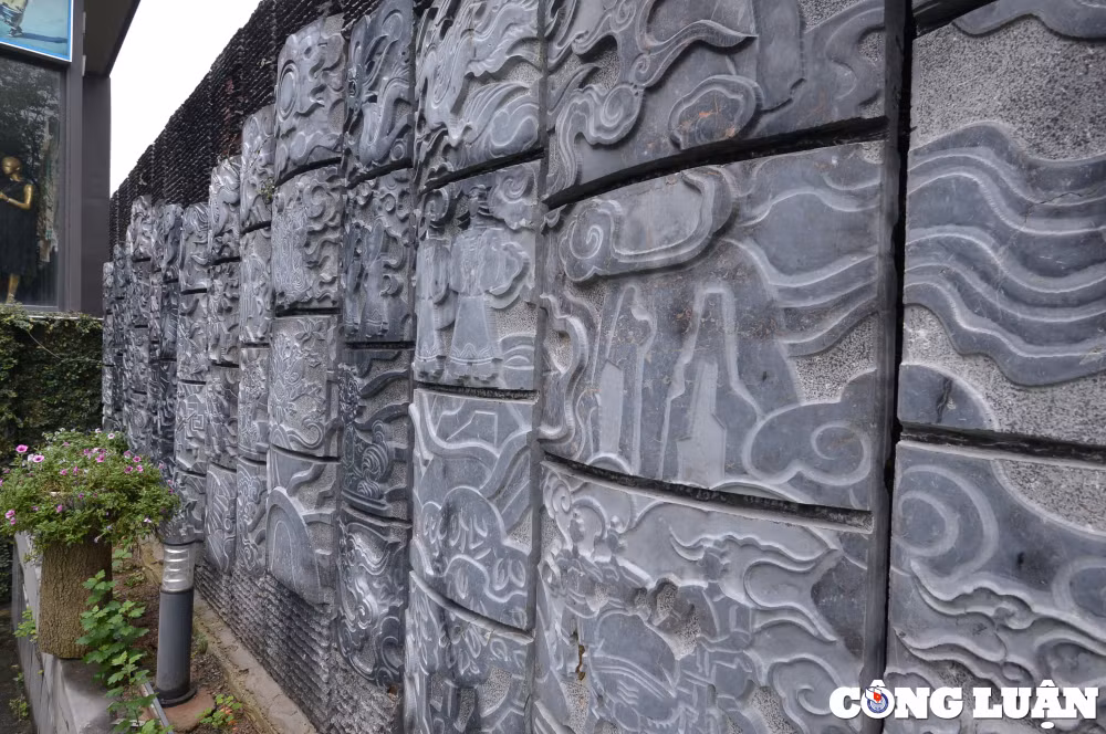doc dao voi kien truc lau dai da khong lo o ninh binh hinh 5