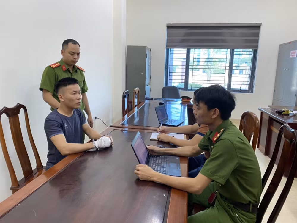 bat doi tuong cuop tiem vang o ha tinh sau hon 3 gio gay an hinh 4