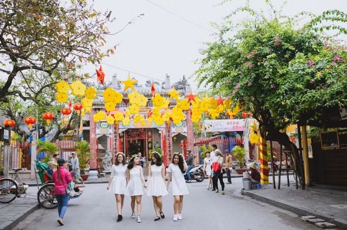 Điểm đến thành phố văn hóa hàng đầu thế giới, dành cho thành phố Hội An (World's Leading Cultural City Destination 2019). Ảnh: Internet