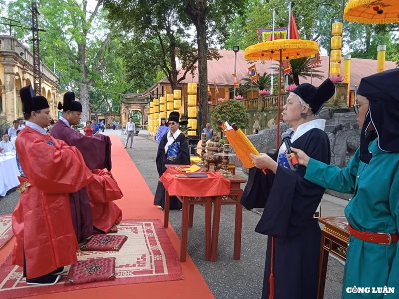 su kien van hoa noi bat trong tuan tai hien nghi le ban quat cung dinh hinh 3
