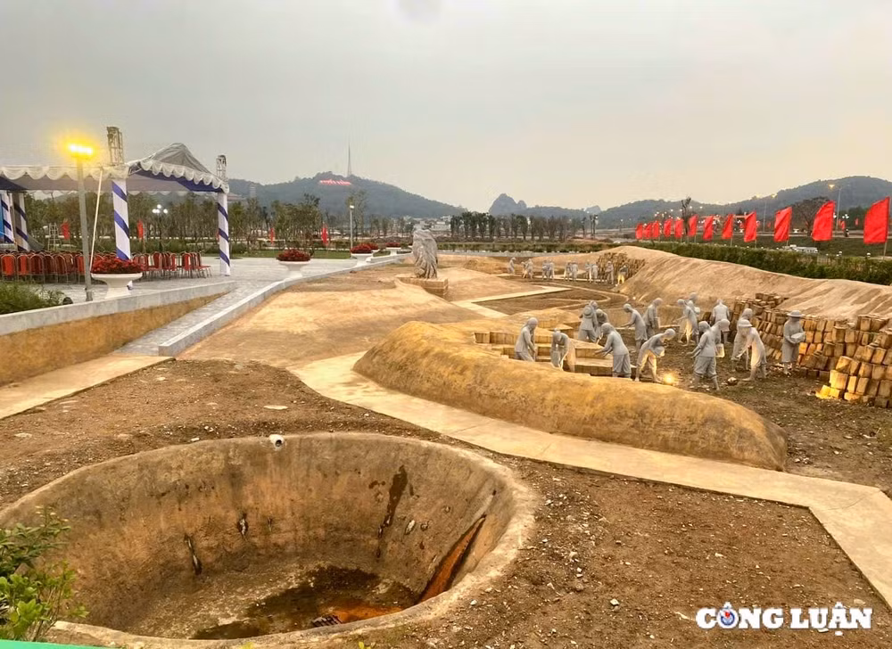 thanh hoa khanh thanh khu tuong niem cac giao vien va hoc sinh da hy sinh tai cong truong de nam song ma hinh 3
