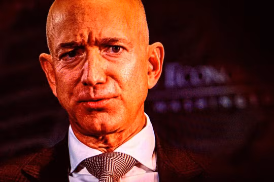 Jeff Bezos và Leonardo DiCaprio đối mặt làn sóng chỉ trích sau khi công bố sáng kiến Phoenix Species