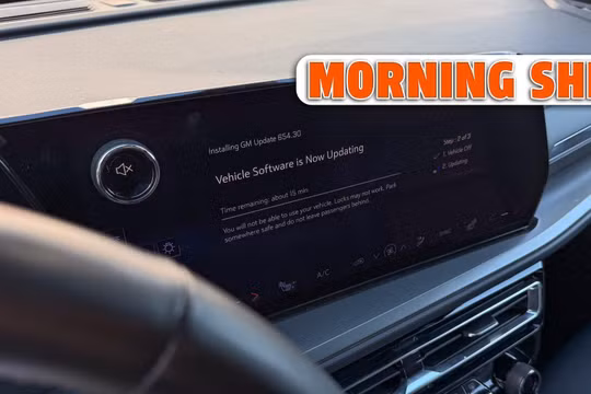 Các hãng ô tô thay đổi cách cập nhật phần mềm qua mạng như thế nào?