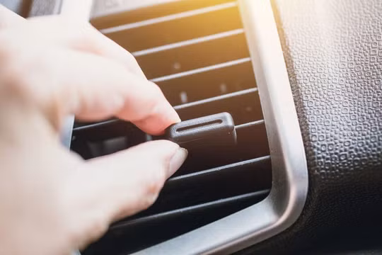 Tắt điều hòa xe có thực sự giúp tiết kiệm xăng như bạn nghĩ?