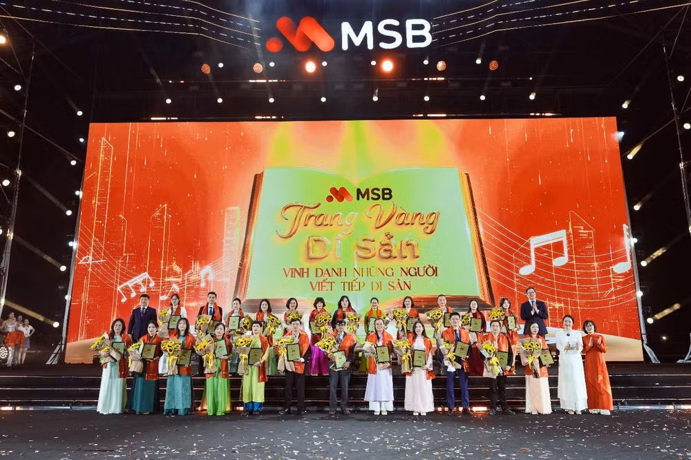 b8anh-05.jpg