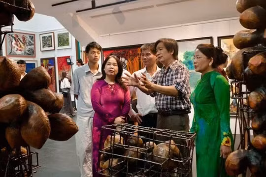 Trưng bày 257 tác phẩm tại Triển lãm Mỹ thuật khu vực V 