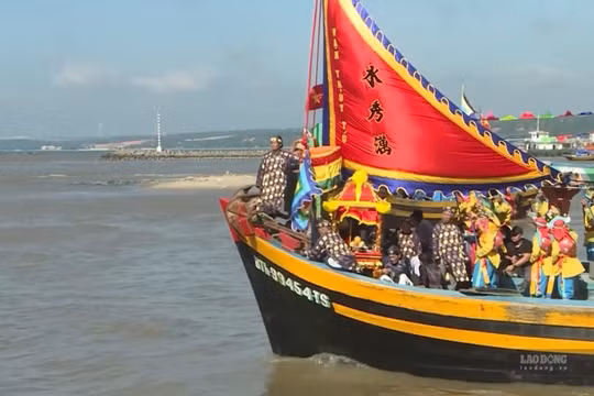 Đặc sắc Lễ hội Cầu ngư vạn chài phường Phan Thiết 