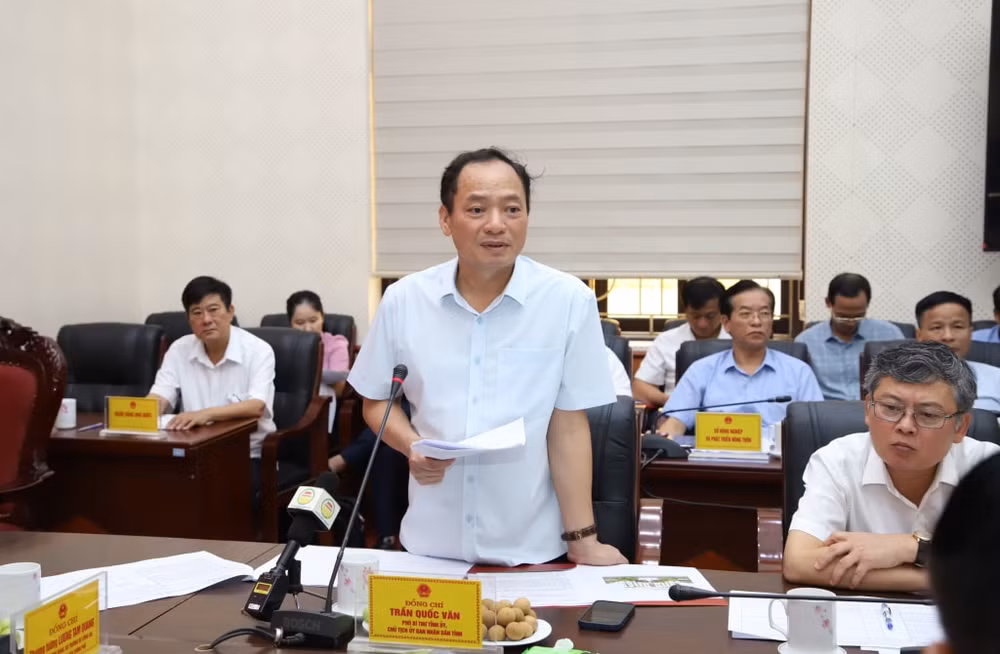 doan cong tac cua chinh phu lam viec voi tinh hung yen hinh 2