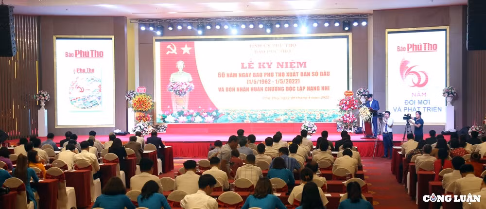 bao phu tho ky niem 60 nam xuat ban so dau tien hinh 1