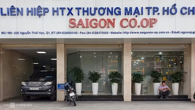 thay doi hinh thuc ky luat khien trach bang canh cao voi nhieu thanh vien saigon coop hinh 1