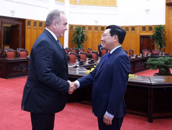 Phó Thủ tướng, Bộ trưởng Ngoại giao Phạm Bình Minh tiếp Đoàn doanh nghiệp Hoa Kỳ do ông Kurt Campbell, Chủ tịch Asia Group làm trưởng đoàn. Ảnh: VGP
