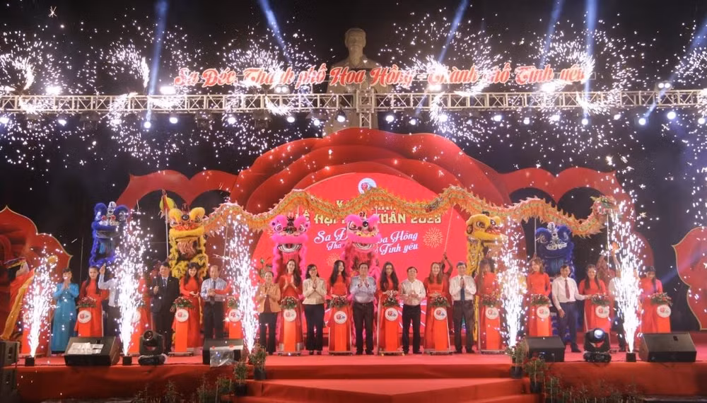 khai mac tuan le du lich va le hoi hoa xuan tai sa dec dong thap hinh 1