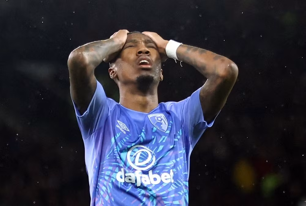 thang bournemouth man utd gia tang suc ep len top 3 ngoai hang anh hinh 10