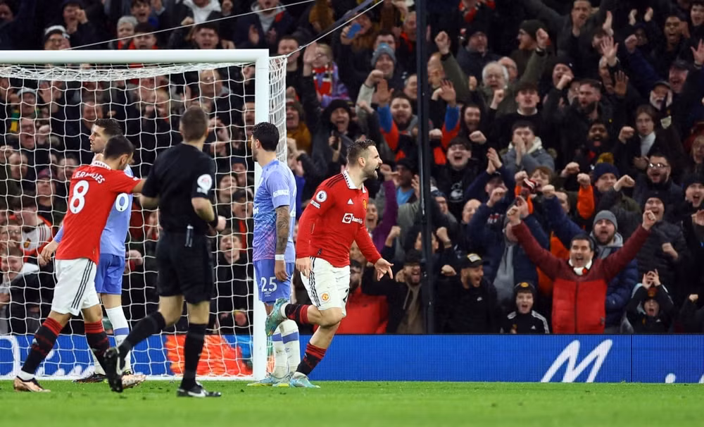 thang bournemouth man utd gia tang suc ep len top 3 ngoai hang anh hinh 9