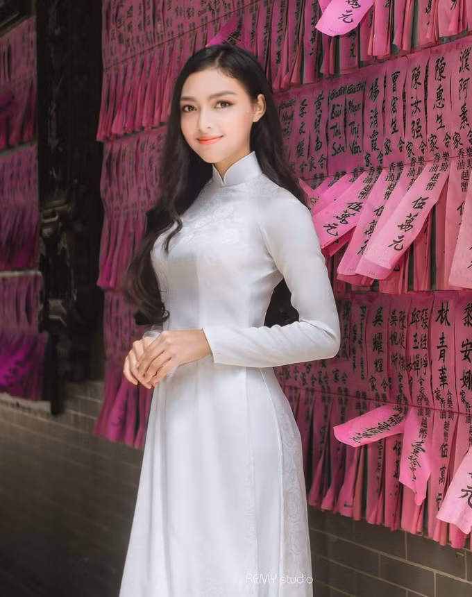 hoa hau bi em 2