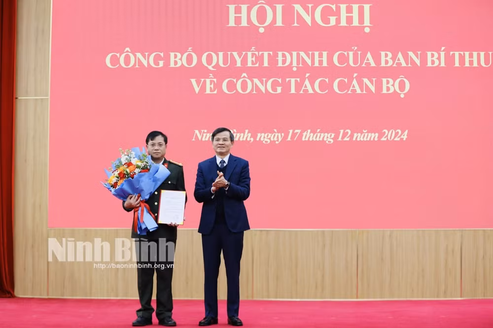 ban bi thu chi dinh giam doc cong an tinh ninh binh tham gia ban thuong vu tinh uy hinh 1