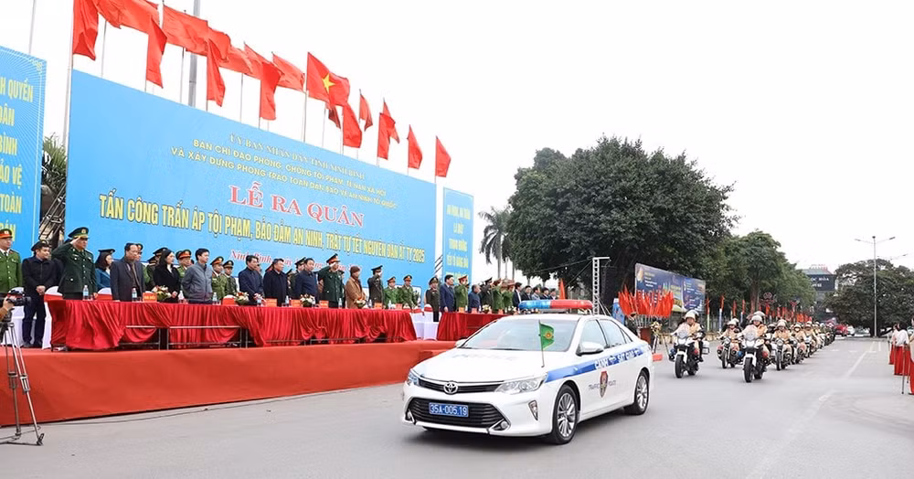 ninh binh ra quan cao diem tan cong tran ap toi pham dip tet nguyen dan at ty hinh 1