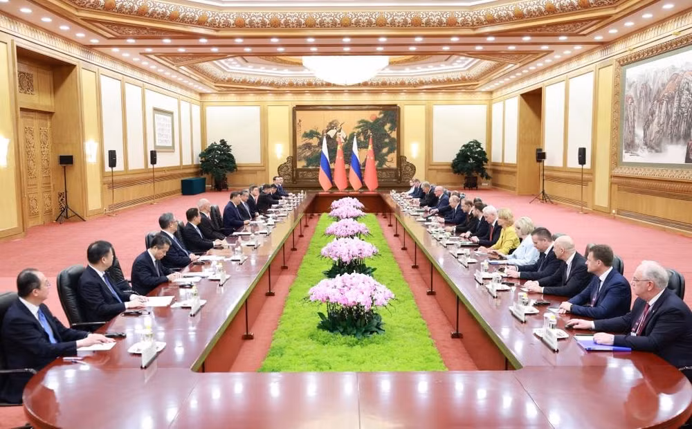 Chủ tịch Trung Quốc Tập Cận Bình hội đàm với Tổng thống Nga Vladimir Putin tại Đại lễ đường Nhân dân ở Bắc Kinh, Trung Quốc vào ngày 2 tháng 9 năm 2025. Ảnh: Tân Hoa Xã