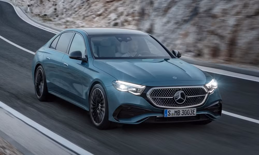 Mẫu xe Mercedes E-class 2025 tại thị trường châu Âu - Ảnh: Mercedes-Benz