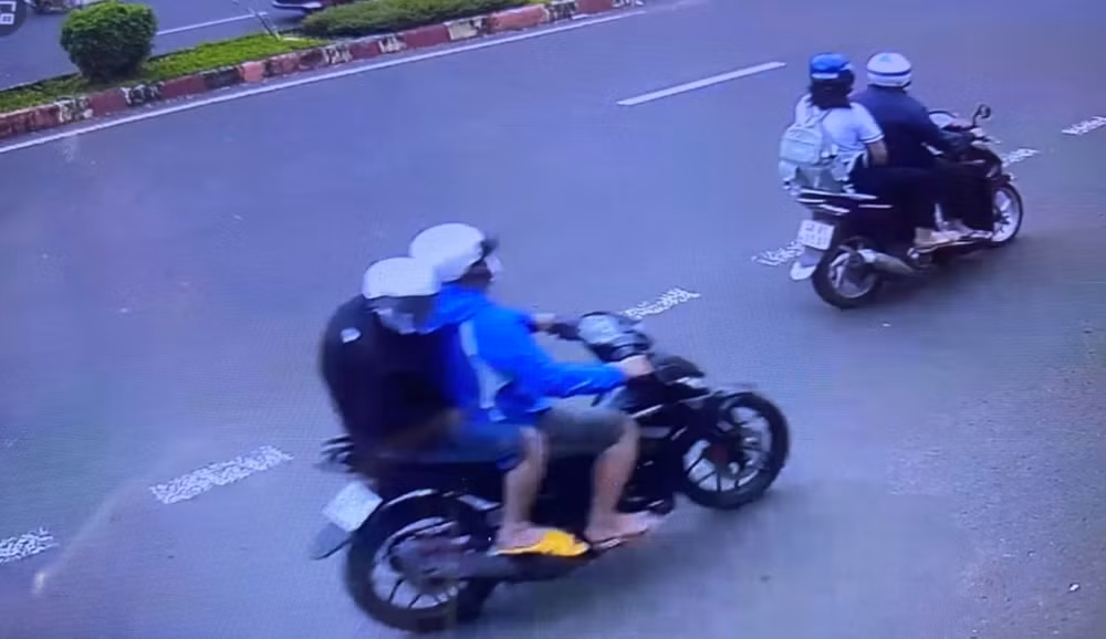tom gon 2 thanh nien thuc hien nhieu vu cuop giat hinh 1