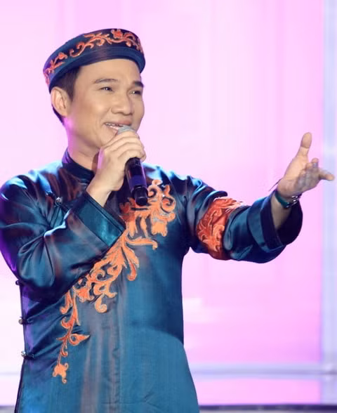 cuoc song doc than cua ca si quang linh o tuoi 57 hinh 2