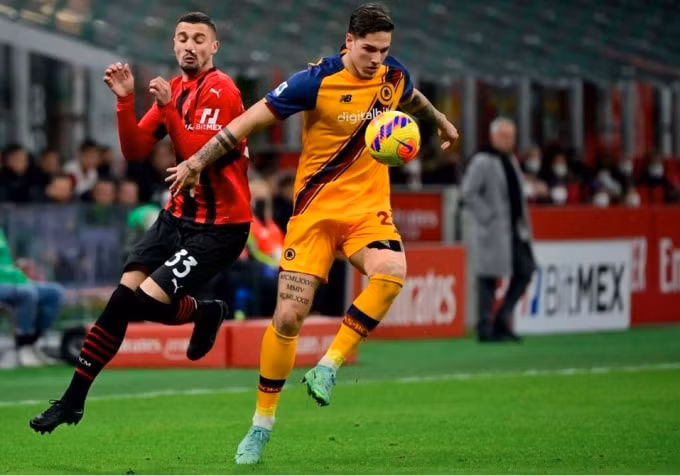 roma linh 2 the do trong tran thua milan hinh 6