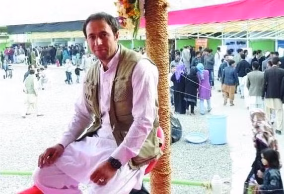zamarai ahmadi mot nguoi my 15 nam tan hien o afghanistan hinh 2