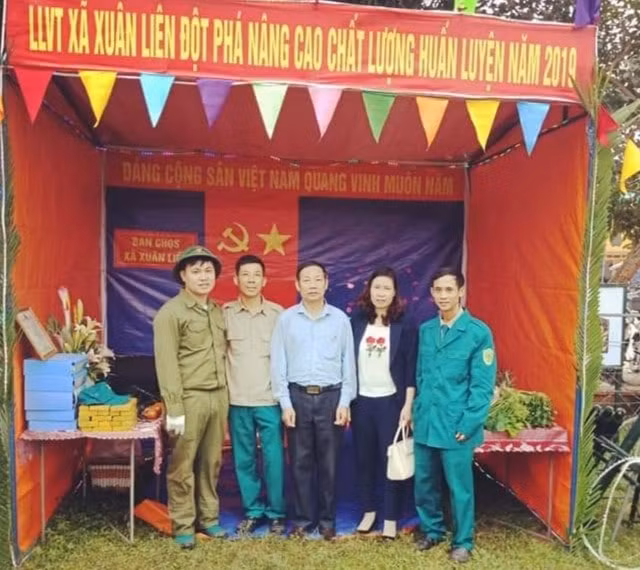ong ho xuan quang bi cach chuc chi huy truong quan su xa o ha tinh hinh 2