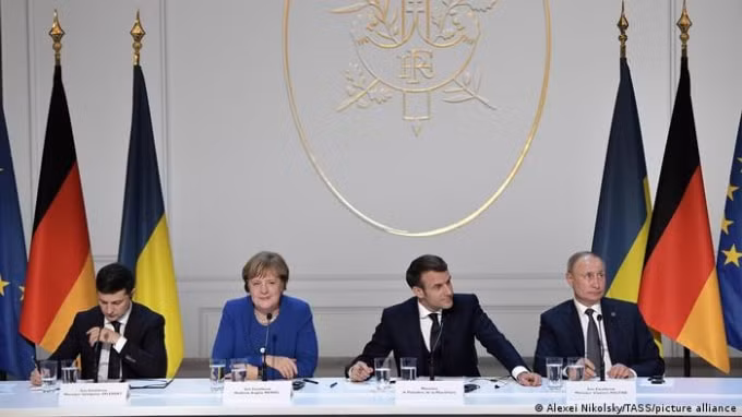 nga ukraine duc va phap se dam phan theo the thuc normandy hinh 1