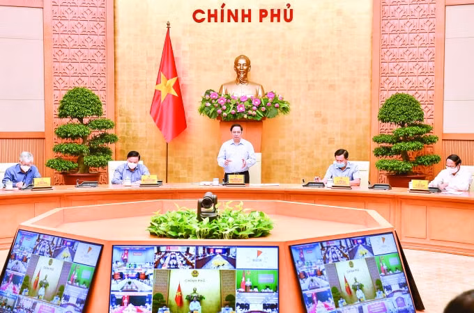chinh phu can lao va nhung no luc chua tung co tien le hinh 1