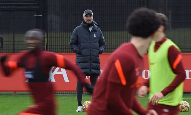 truoc dai chien chelsea liverpool ghi nhan them 3 cau thu mac covid 19 hinh 1