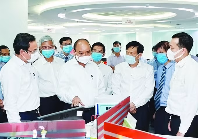 bao chi viet nam 2021 tro ve de di xa hon hinh 1