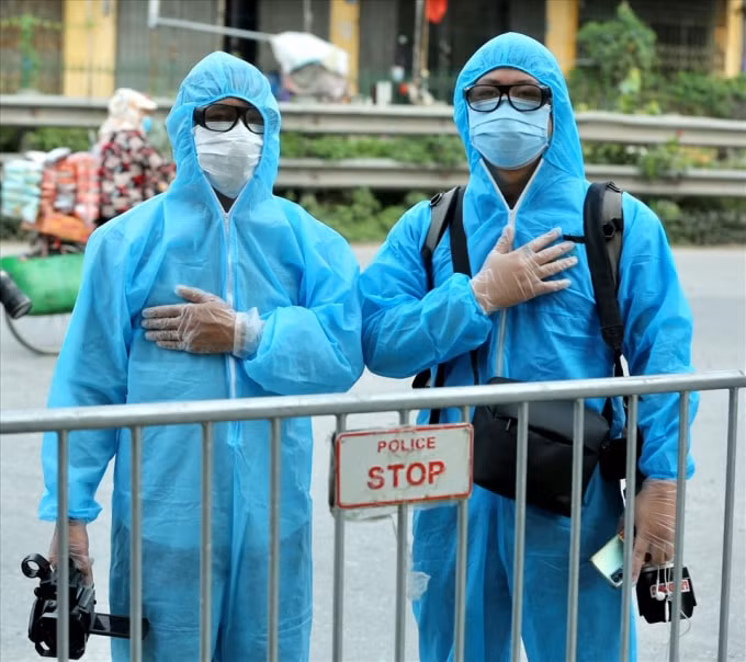 bao chi viet nam 2021 tro ve de di xa hon hinh 3
