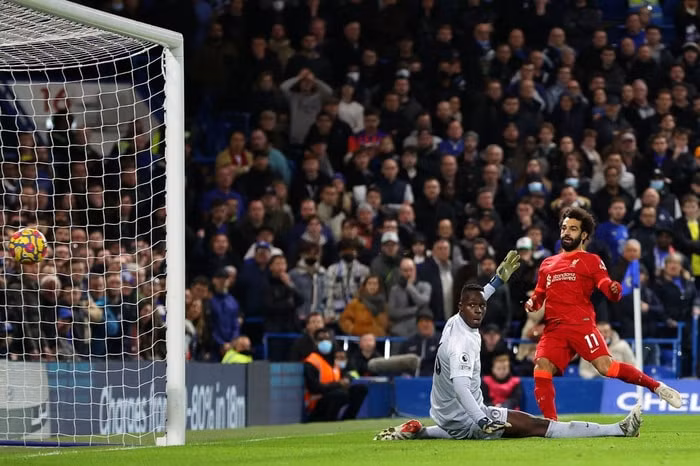 clb liverpool cam hoa chelsea mac du dan 2 0 hinh 4