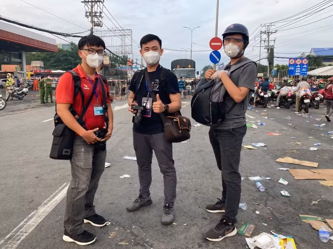 toi co gang tim kiem nhung lat cat gia tri trong vo van van de tai tam dich hinh 3