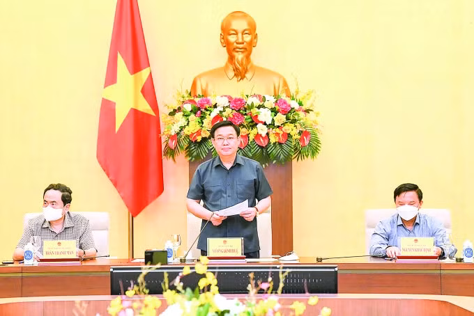 khi quoc hoi xan tay chong dich hinh 2