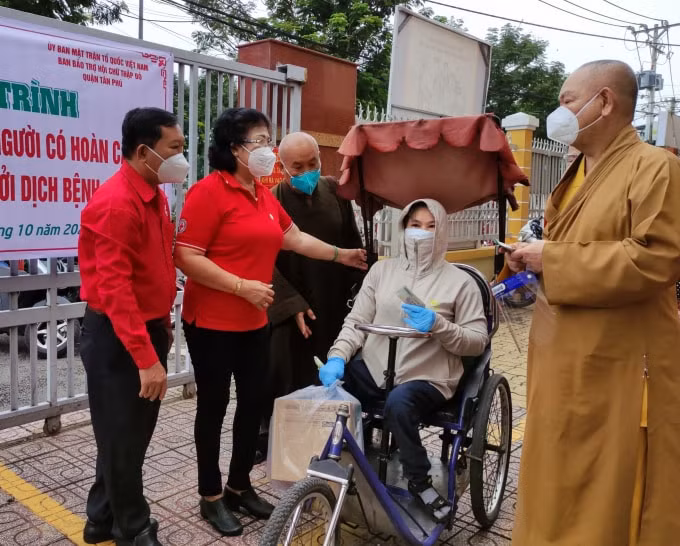 bai toan hoc bua cua dau tau kinh te hinh 4