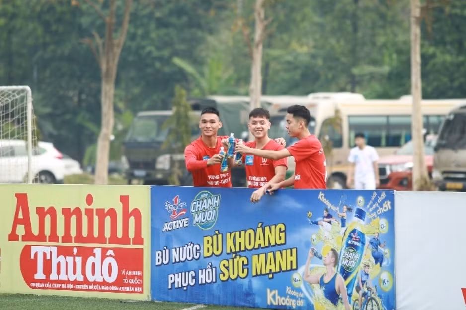 suc hap dan tran chung ket giai bong da hoc sinh thpt ha noi an ninh thu do lan thu xxi hinh 4