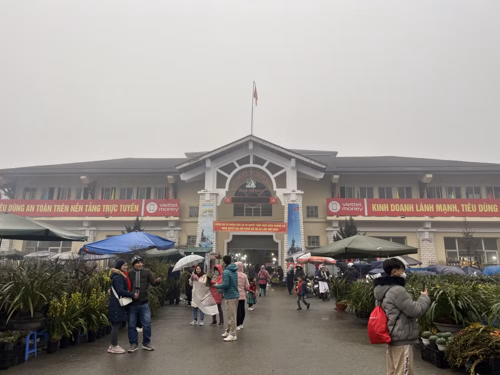 lao cai nang cap dich vu san sang don khach dip tet nguyen dan 2023 hinh 1