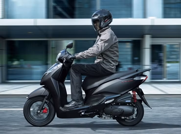honda lead 2023 trinh lang tai nhat ban gia 60 trieu dong hinh 3