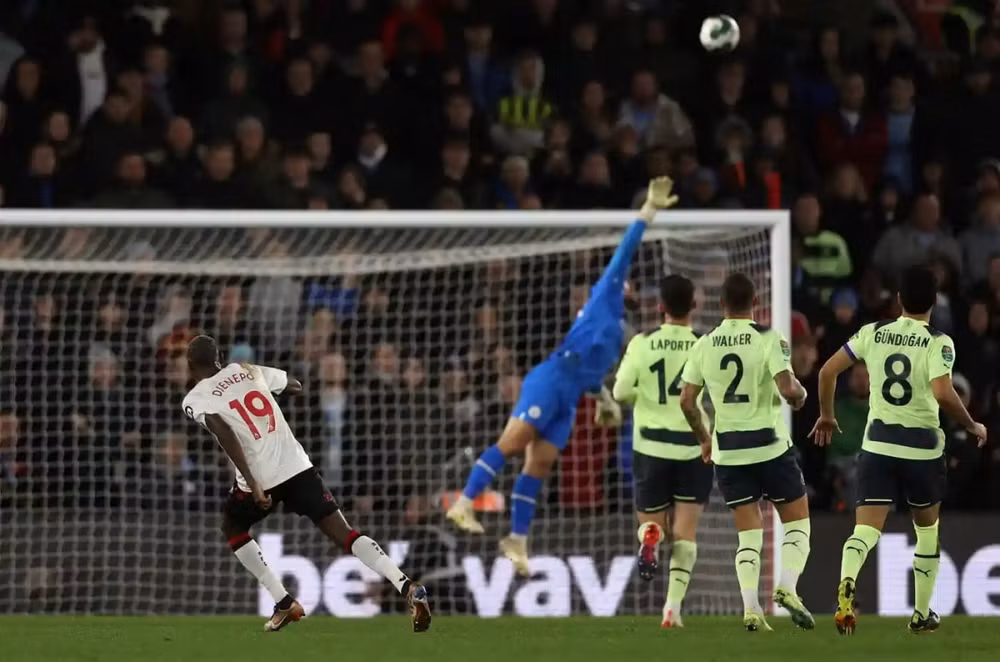 thua southampton man city bi loai o tu ket league cup hinh 5