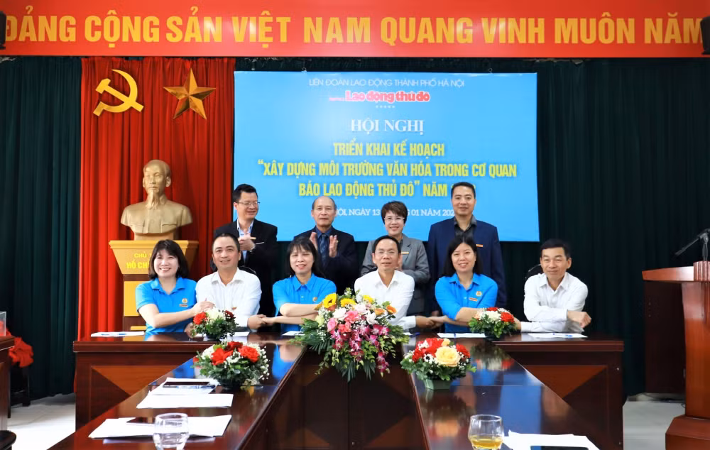 bao lao dong thu do huong ung phong trao thi dua xay dung moi truong van hoa trong co quan bao chi hinh 1