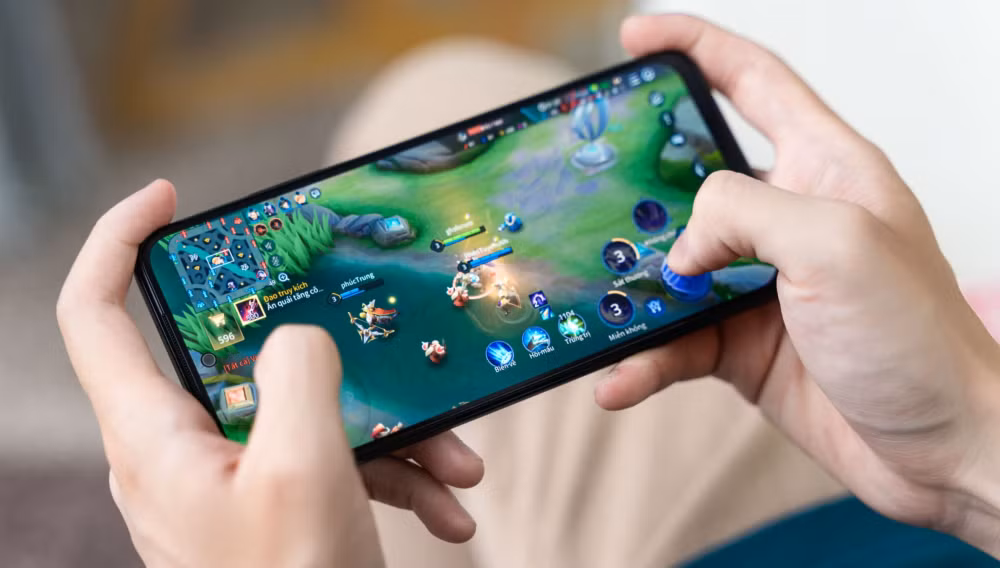 top 3 chiec dien thoai choi game tot gia re duoi 5 trieu nen mua o thoi diem hien tai hinh 5