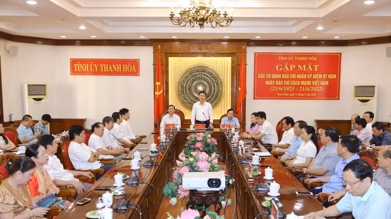 bao chi dong hanh cung su phat trien cua tinh thanh hoa hinh 1
