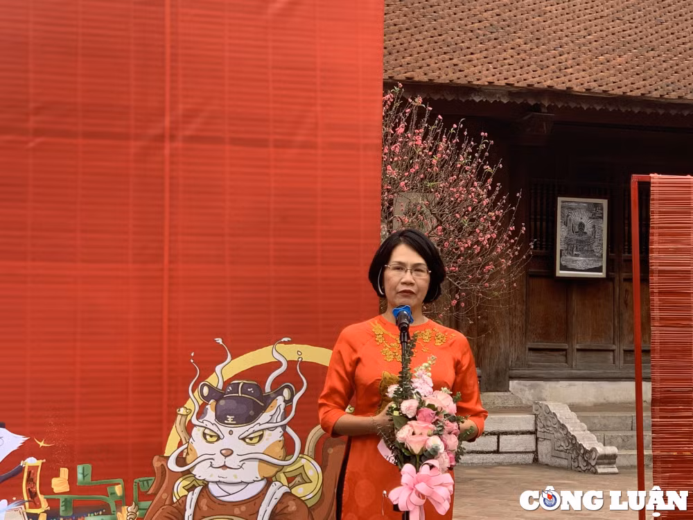 76 tac pham trung bay tai trien lam ve con meo hinh 1