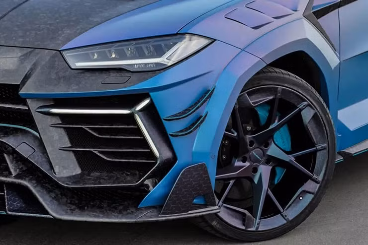lamborghini urus duoc hang do mansory lot xac thanh xe hai cua hinh 8