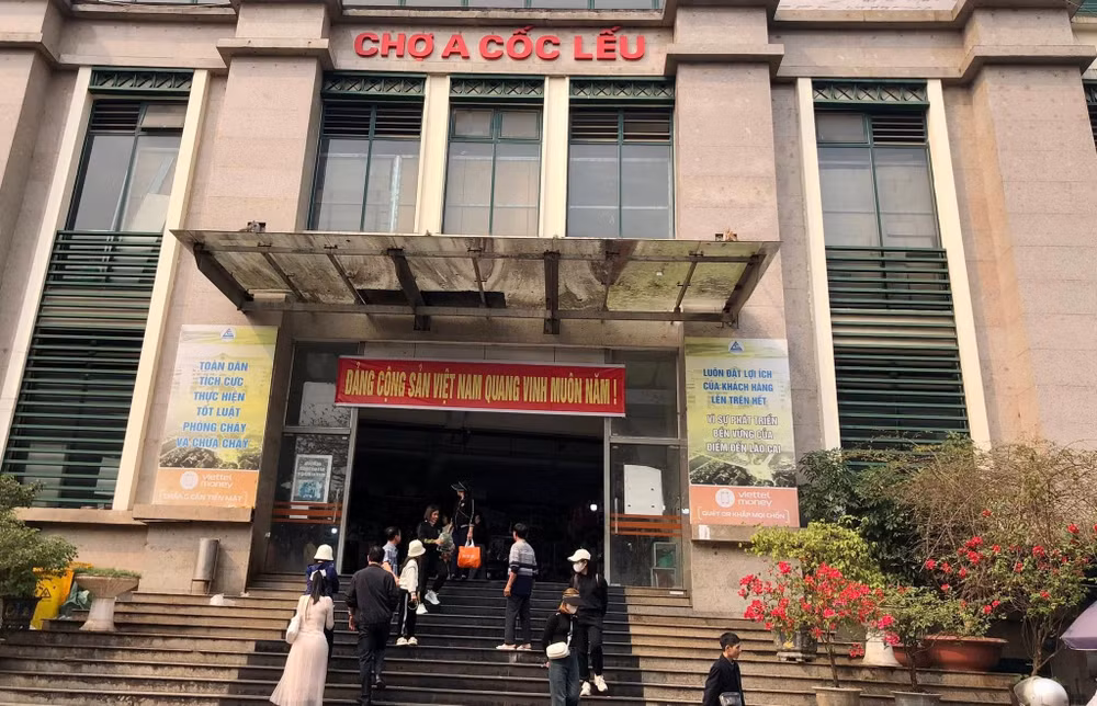 chợ A Cốc Lếu Lào Cai