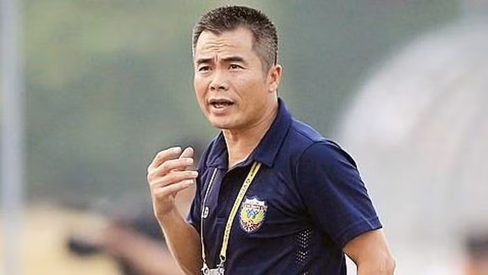 Phạm Minh Đức, cựu huấn luyện viên đội Hà Tĩnh đã trở lại thủ đô để dẫn dắt U21 Hà Nội, chuẩn bị cho vòng chung kết Quốc gia 2021. Ảnh: internet