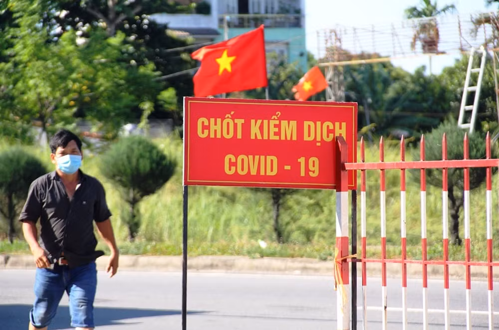 Quảng Nam lập 7 chốt kiểm soát dịch Covid-19, người về từ Đà Nẵng phải cách ly y tế. Ảnh: TL