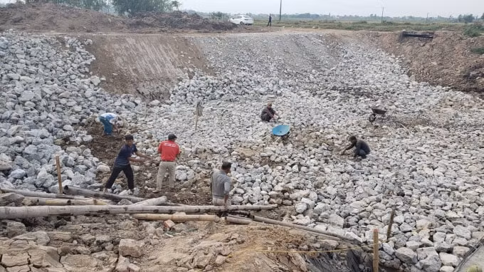 Công trường thi công 